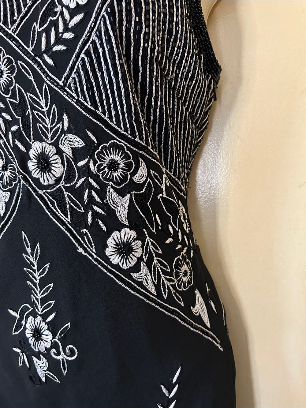Aftershock London Vintage Beaded Black and White Silk Cocktail Dress size M - Picture 6 of 15
